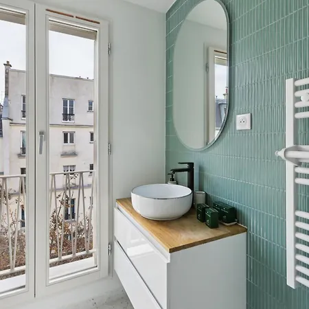 Appartamento Lavie Maison Private Terrace & Air Conditioning Parigi
